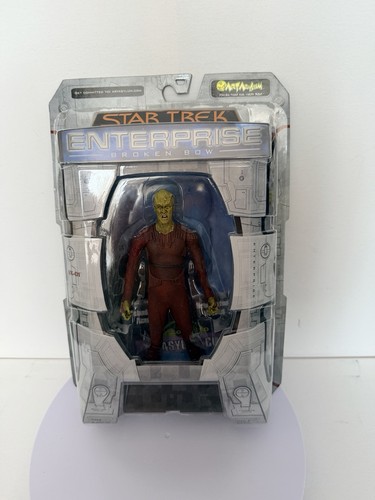 Art asylum star trek - art,